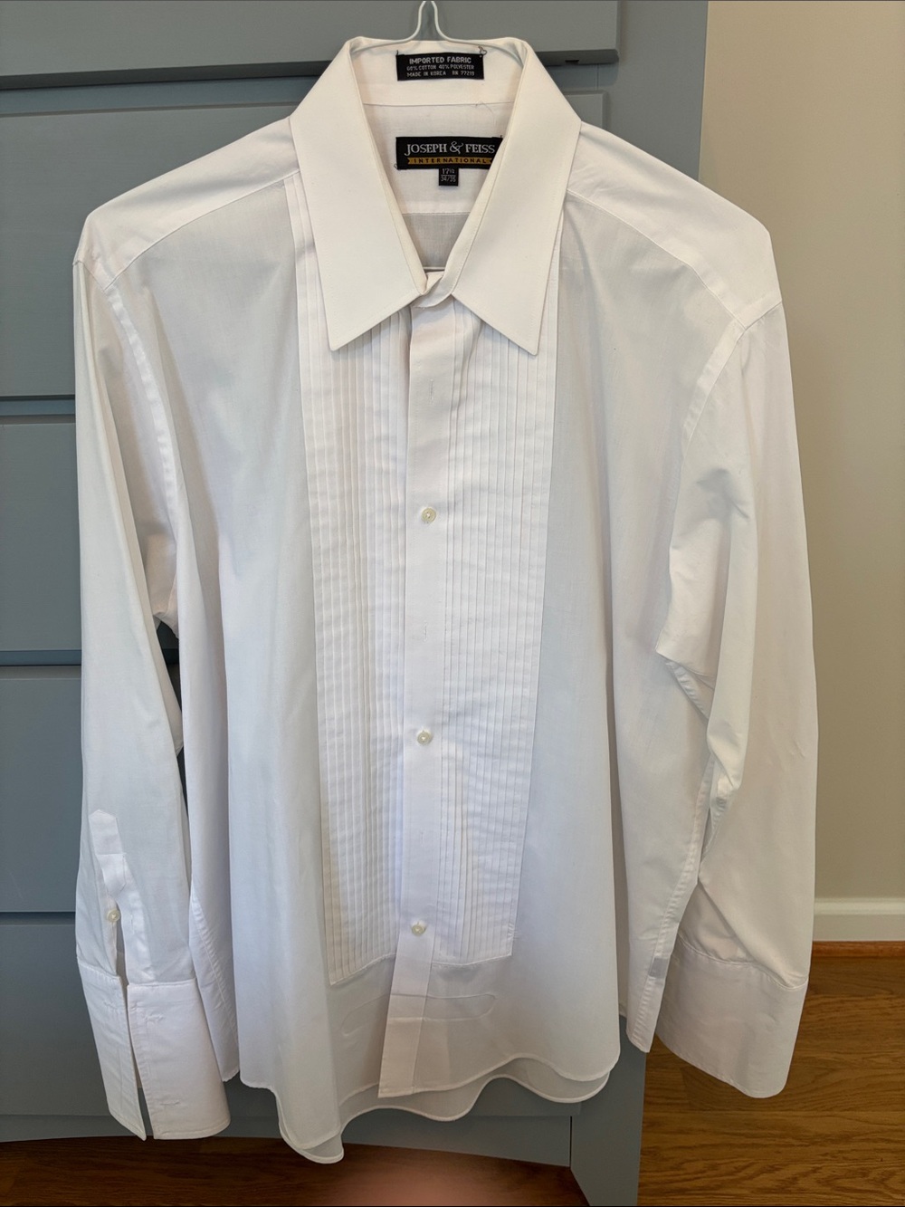 Joseph & Feiss White Pleated Front Dress Shirt - Men's (17.5, 34/35)